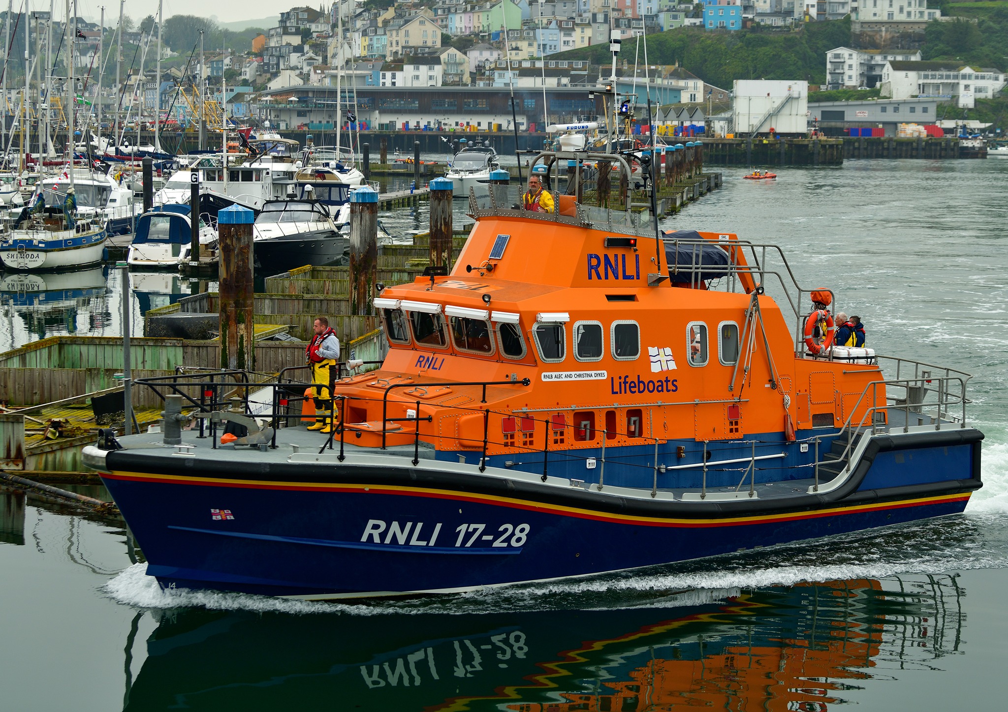 ‘Alec and Christina Dykes’.